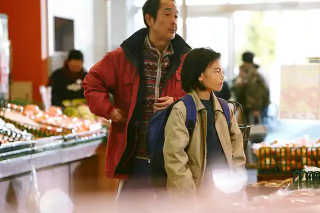 Lily Franky and Kairi Jyo in <i>Shoplifters</i>.