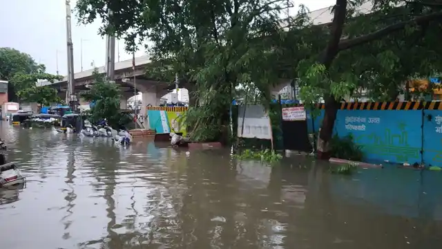 Visuals from Santacruz East.