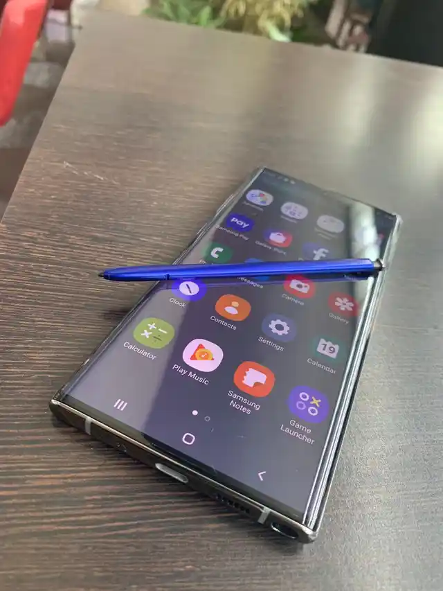 The Samsung Galaxy Note 10 offers a Dynamic AMOLED display.