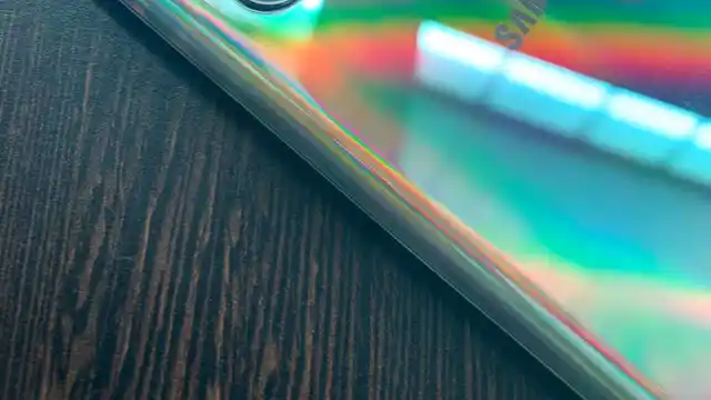 The Samsung Galaxy Note 10 comes with a triple rear camera setup.