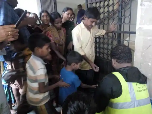 BMC has set up relief camps for those living around Mithi river.