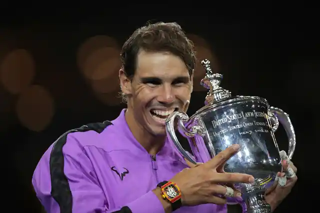 Rafael Nadal with the 2019 US Open trophy.