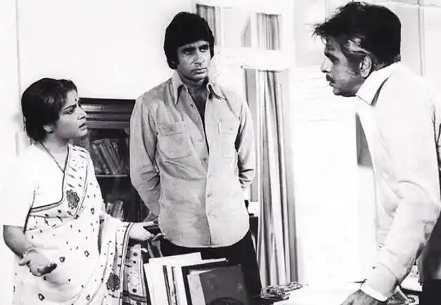 Raakhee with Amitabh Bachchan and Dilip Kumar in <i>Shakti</i>.