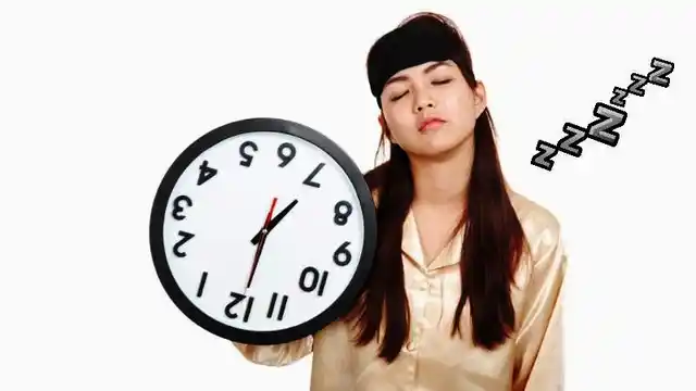Chronic sleep deprivation can make your brain weak.