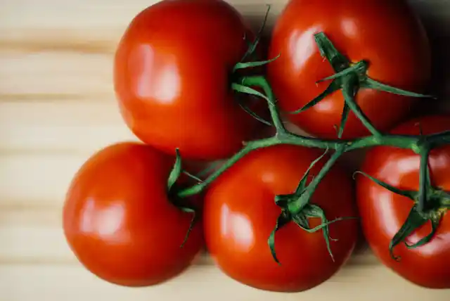 Tomatoes are loaded with lycopene which are linked with reduction of heart diseases.