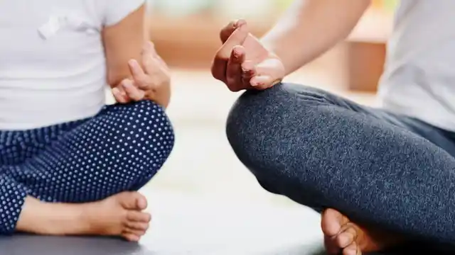The mindfulness group was given a standard programme to meditate.