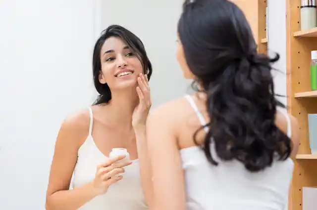 Dry skin will experience wrinkling and show signs of ageing faster than plump, hydrated skin.