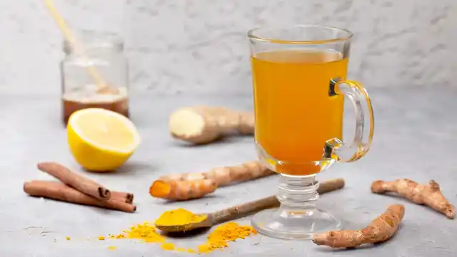 Ginger is anti-inflammatory. And haldi is good your kidneys too.