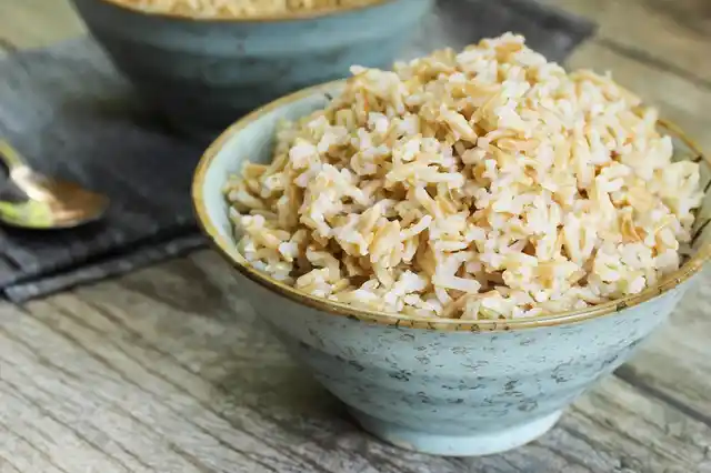The three kinds of rice differ in their calorie content.