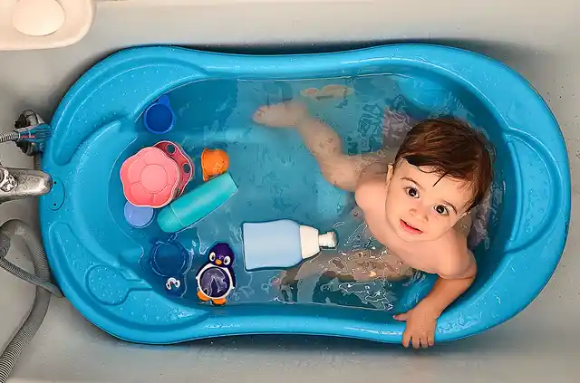 Make your baby’s bath time an enjoyable and comforting experience.