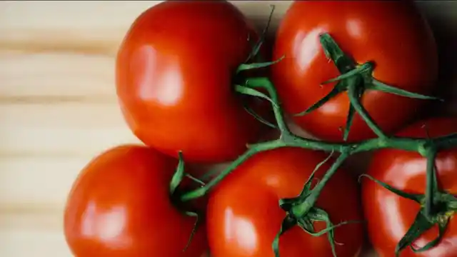 Tomatoes are rich in lycopene – a strong antioxidant, anti-inflammatory and anti-cancer agent.