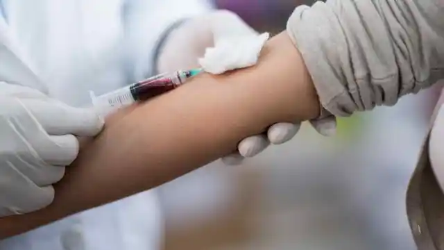 <b>सीबीसी से पता चलता है कि आपके शरीर में खून की कमी है या नहीं.</b>