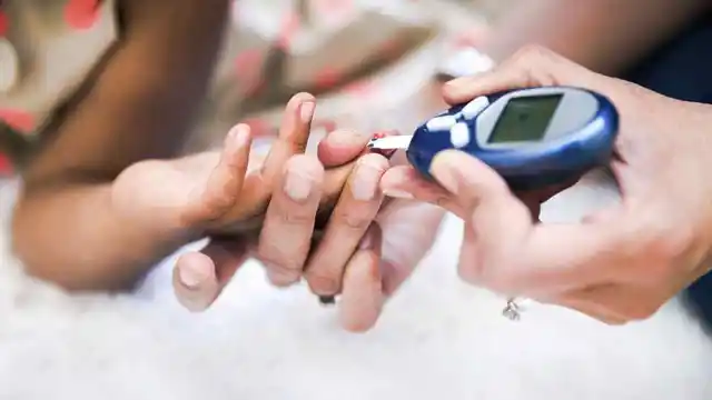 कई शुगर सब्स्टिट्यूट्स के लेबल पर भी लिखा होता है कि इसका इस्तेमाल बच्चे न करें.