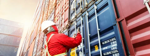 Abu Dhabi Customs & ADP to Streamline Khalifa Port