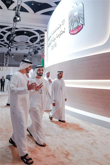 HH Sheikh Mohammed (right)