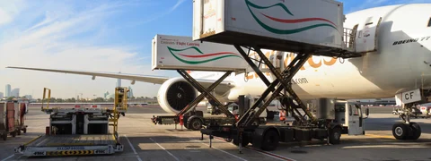 Air Freight Tops Online Cargo Searches in UAE