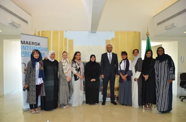 Dr. Haifa Jamal Allail with Maersk’s Mohammed Shihab and students from Effat University