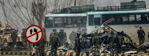 आज देश को अटल बिहारी वाजपयी और इंदिरा गांधी जैसे नेताओं की जरुरत