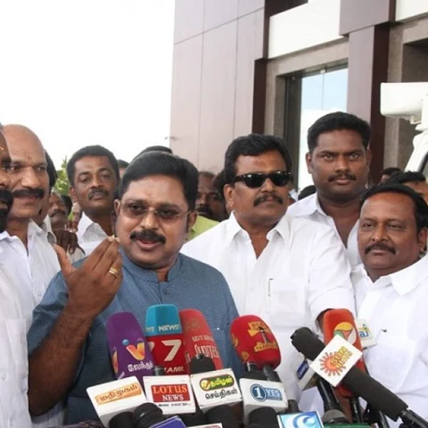 `இப்படித்தான் அப்போதும் கூறினார்கள்; ஆனால் என்னாச்சு....' - அ.தி.மு.கவை சாடிய டி.டி.வி தினகரன்!