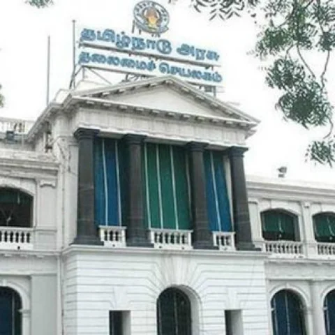 மேஜையின்மீது ஏறி பூங்கோதை அமளி; சபாநாயகர் நாற்காலி, மைக் உடைப்பு- சட்டப்பேரவையில் பரபரப்பு!