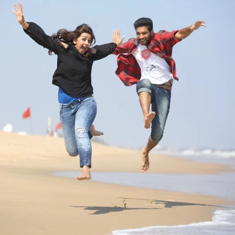 வாட்ஸப் ஃபார்வர்டில் இருந்த சுவாரஸ்யம் இருக்கிறதா?! - ஹரஹர மஹாதேவகி விமர்சனம்