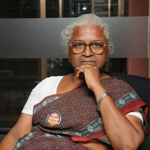 ``போராடிச் சோர்ந்தாலும் 7 பேர் விடுதலைக்காக மீண்டும் எழுகிறேன்” - அற்புதம்மாள் உருக்கம்