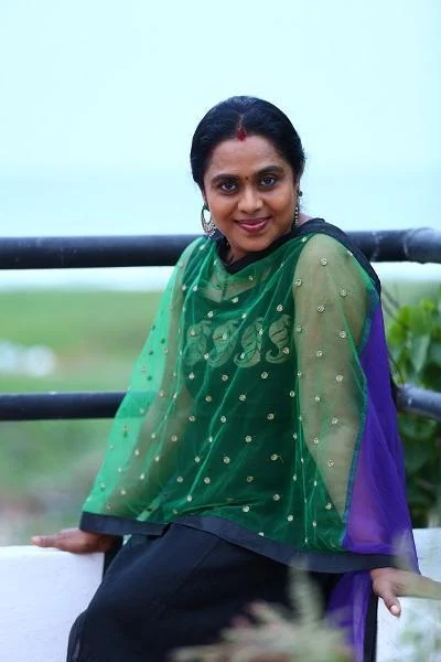 ''உங்களை நாங்க ரொம்பவே மிஸ் பண்றோம் சிஸ்டர்!'' - உருகும் விஜி சந்திரசேகர்!