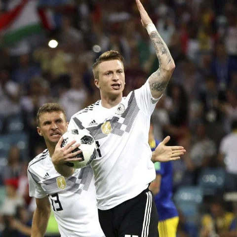 வாட்டே கம்பேக்..! கடைசி நிமிடத்தில் ஜெர்மனி த்ரில் வெற்றி! #WorldCup #GERSWE
