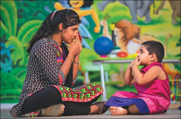 மழலை முதல் பருவ வயது வரை: வழிகாட்டும் டாக்டர் விகடனின் 10 அம்சங்கள்!