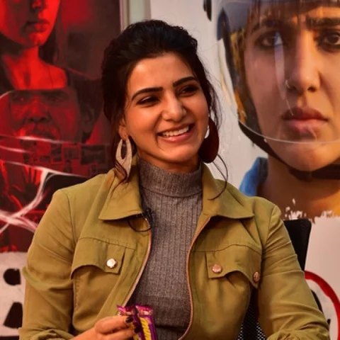 "நான் இருக்கும்போது எப்படி அறிமுக ஹீரோயினுக்கு வாய்ப்பு அளிக்கலாம்?!" - சமந்தா