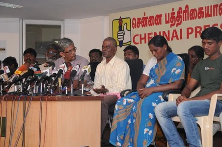 இளவரசன் மரணம்: சிபிஐ விசாரணை கேட்கும் வழக்கறிஞர் ரஜினிகாந்த்