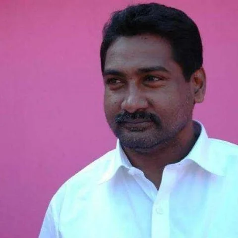 `முகிலன் கடத்தப்பட்டிருக்கலாம்!’ - மனித உரிமை ஆணையத்தில் புகார்