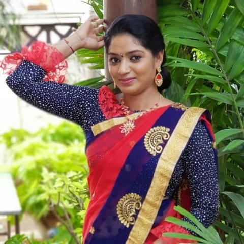 "சீரியல்ல நடிக்க நெற்றி மருவை நீக்கினேன்!" - 'கல்யாணமாம் கல்யாணம்' ஜீவிதா