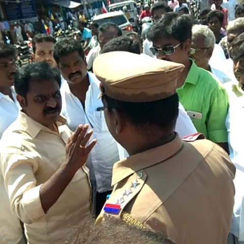 `எல்லாம் மாறப்போகுது ஒழிச்சுடுவோம் ஜாக்கிரதை!'- ஆய்வாளரை மிரட்டிய எம்.எல்.ஏ மீது வழக்கு