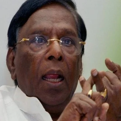 காங்கிரசுக்கு நெருக்கடி கொடுக்க நியமிக்கப்பட்டாரா கிரண்பேடி? -விளக்கும் நாராயணசாமி