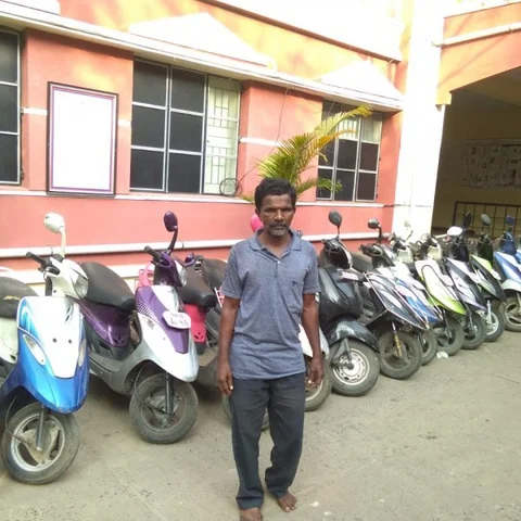 `எத்தனை பைக்குகளைத் திருடினேன்னு ஞாபகமில்லை சார்?' - போலீஸைத் திணறவைத்த திருடன்