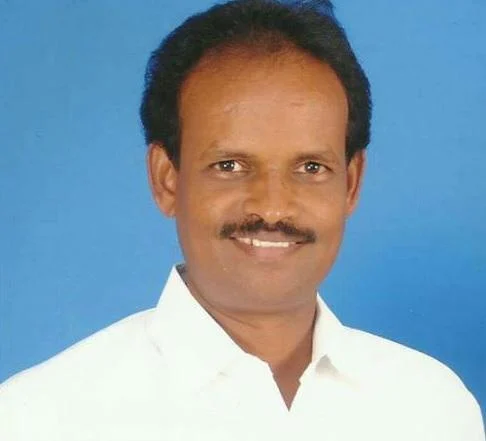 தலைமையே அறிவிக்கவில்லை; அதற்குள்..? - திருவண்ணாமலையில் ஆட்டத்தைத் தொடங்கிய உ.பி-க்கள்