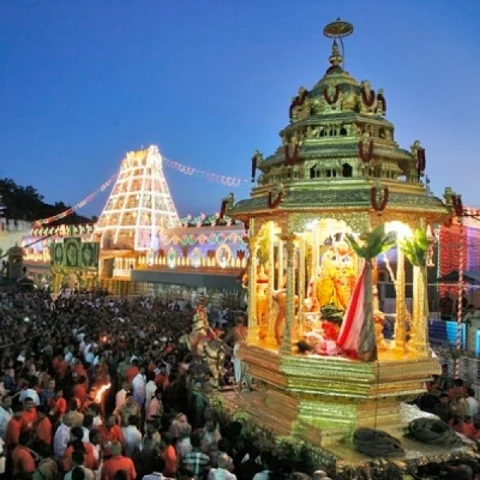 திருமலை திருப்பதி வெங்கடேசப் பெருமாளுடன் ஒருநாள்!