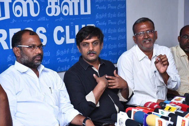 `முகிலன் விவகாரத்தில் அரசு வேடிக்கைப் பார்க்கக் கூடாது!' - திருமுருகன் காந்தி