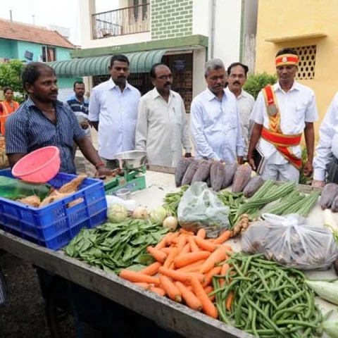 15 நாள்களுக்கு ஒருமுறை நீர்த்தேக்கத் தொட்டிகளைச் சுத்தம் செய்யாவிட்டால் நடவடிக்கை - கலெக்டர் எச்சரிக்கை
