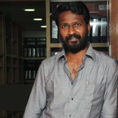 அந்தப் பேரக்கேட்டாலே பதட்டமா இருக்கு! வெற்றிமாறன் ஸ்பெஷல் பேட்டி!
