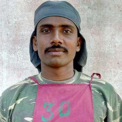 ``இன்னும் குழந்தைகூட இல்லீங்கய்யா அவனுக்கு!’’ தூத்துக்குடி சி.ஆர்.பி.எஃப் வீரர் சுப்ரமணியின் குடும்பம்