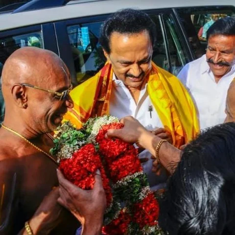 'சுக்ர ப்ரீத்தி தானம்' ஸ்டாலினுக்கு அரசியல் ஆதாயம் அளிக்குமா?