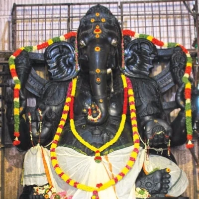 வினை தீர்க்கும் விநாயகர் விசேஷ தகவல்கள்! #PhotoStory