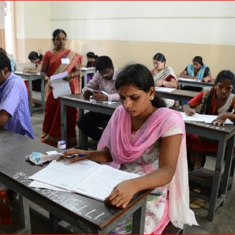 பி.இ படிப்பில் சேர எஸ்.சி, எஸ்.டி மாணவர்களின் தகுதி மதிப்பெண்ணை உயர்த்தியது தமிழக அரசு!