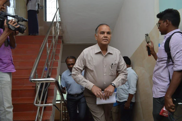 சாத்தூர் கர்ப்பிணிப் பெண் விவகாரம்! - சிவகாசி அரசு மருத்துவமனையில் விசாரணைக் குழு ஆய்வு