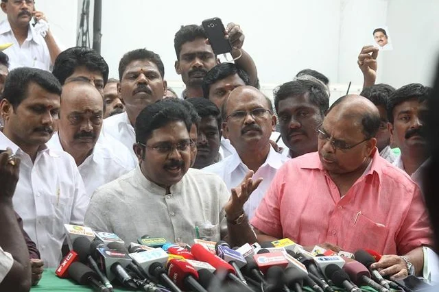 `இது செந்தில் பாலாஜியின் இறுதி அரசியல் அத்தியாயம்!’- டிசைன் டிசைனாக சபிக்கும் அ.ம.மு.க, அ.தி.மு.க தரப்பு