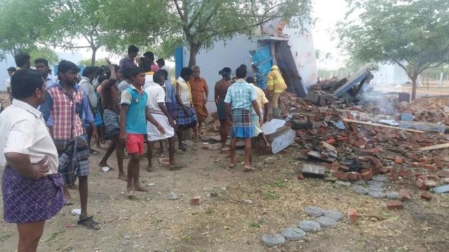 சிவகாசி பட்டாசு ஆலையில் வெடிவிபத்து: 5 தொழிலாளர்கள் பலி