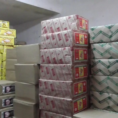 கோவில்பட்டியில் ரூ.50 கோடி மதிப்புள்ள தீப்பெட்டி பண்டல்கள் தேக்கம்