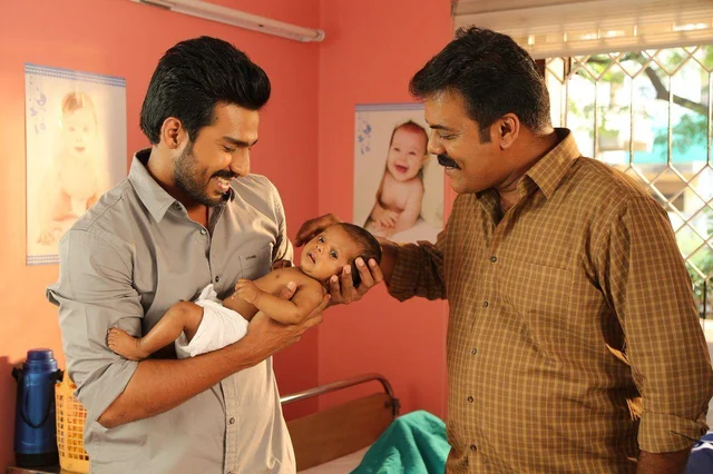 மிரட்டல் ஸ்கெட்ச்... அசத்தல் பில்ட்-அப்! ராட்சசன் விமர்சனம்